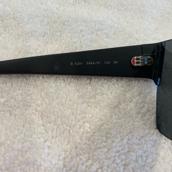 Burberry BE4291 Sunglasses, Matte Black - Picture 7 of 9